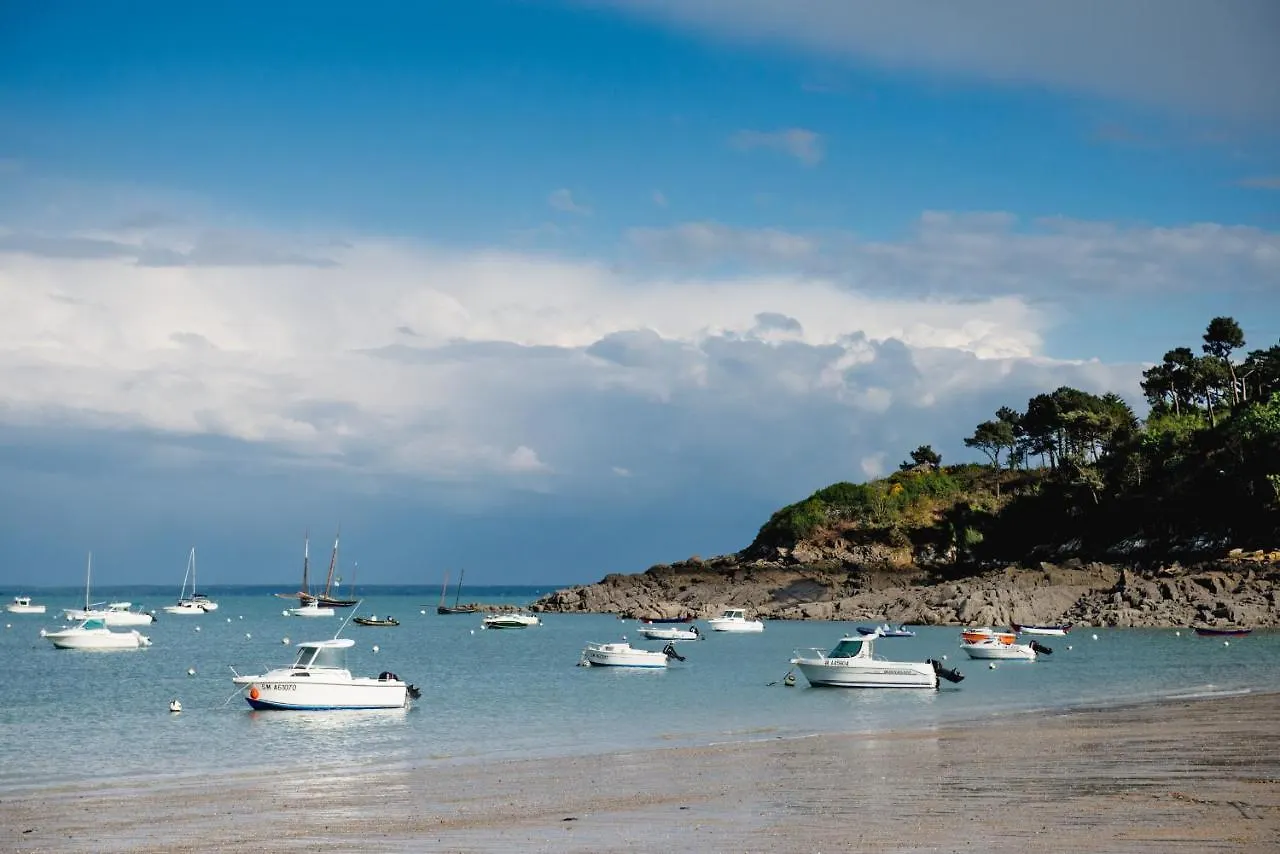 Cancale Centre, L'Escale, Maison 8 Personnes Villa 0*,  France
